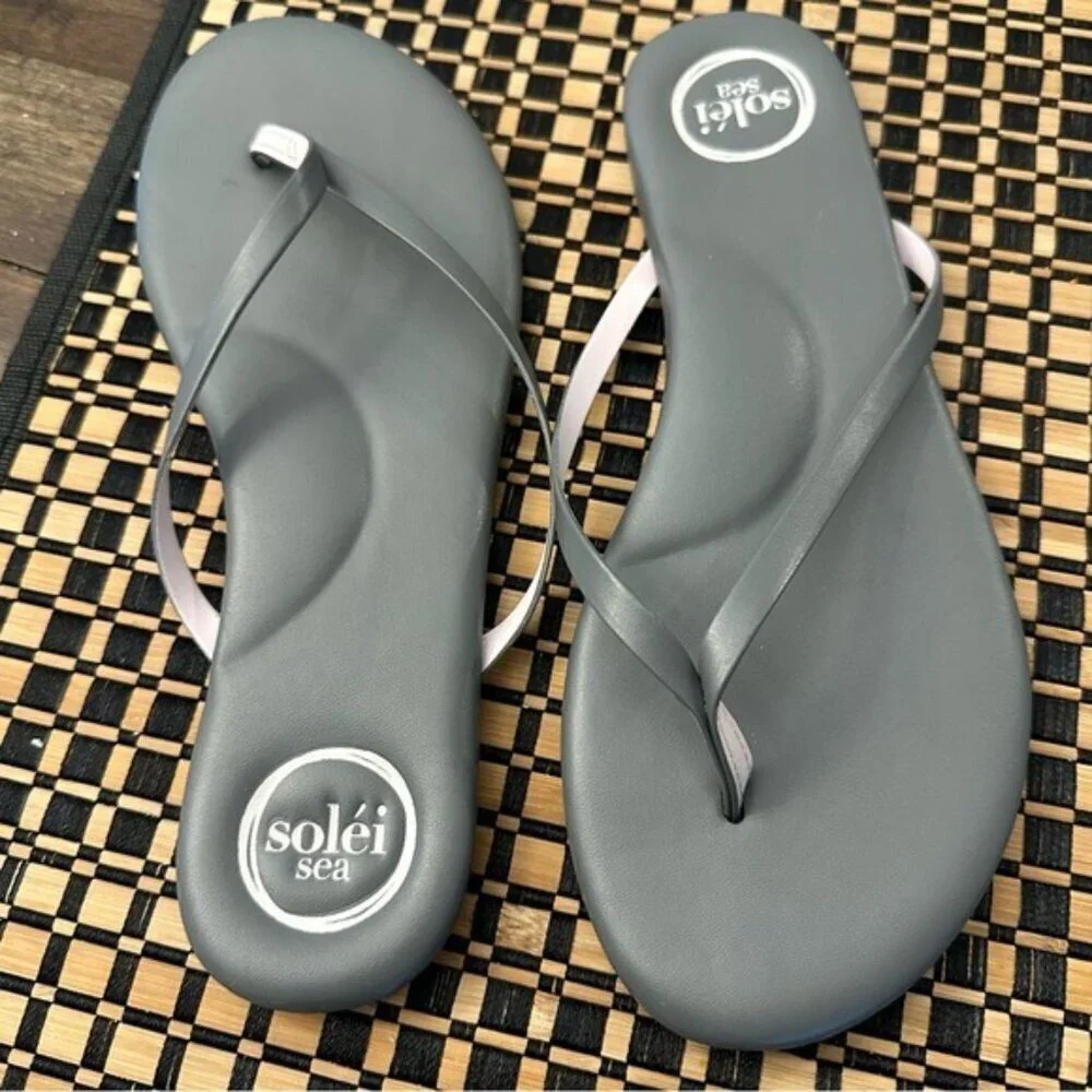 Solei Sea Women’s Grey Flip Flops — Casual Comfort Sandals Size 7